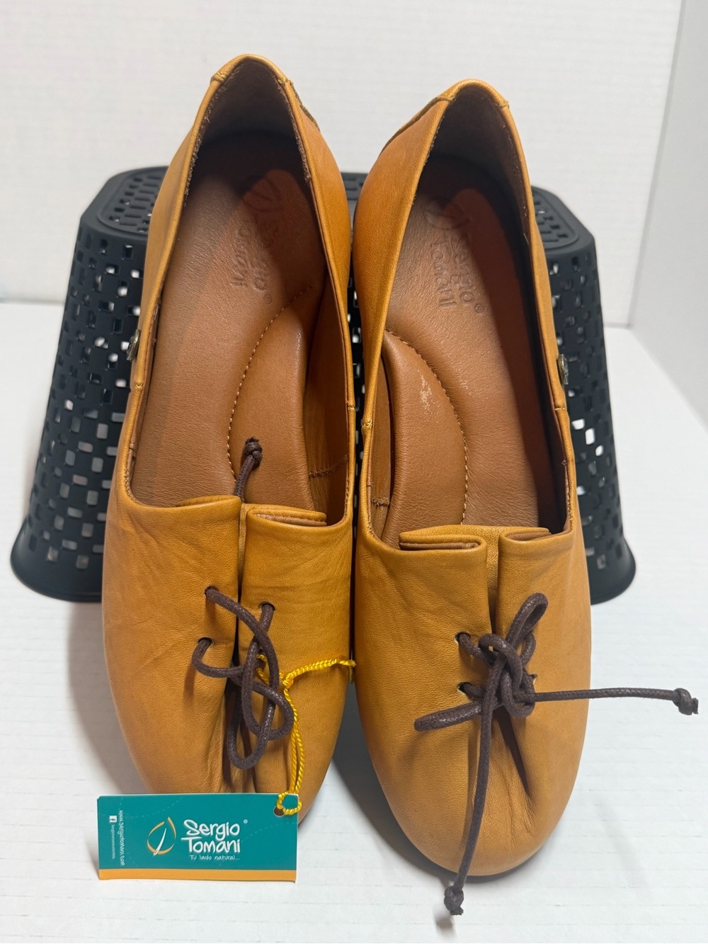 Sergio Tomani Leather Tie-Front Flats
